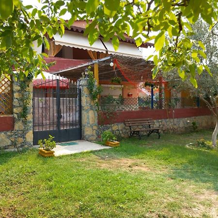 Vila Gjoka Himare Exterior photo