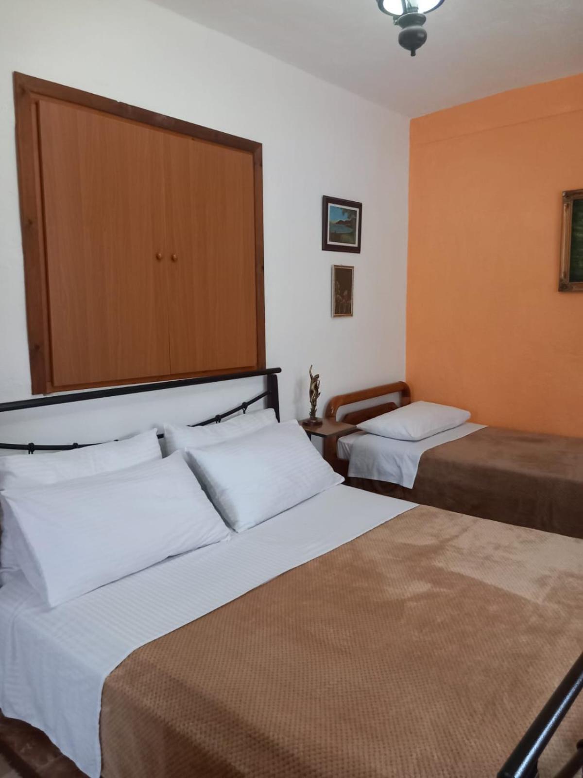 Vila Gjoka Himare Exterior photo